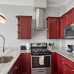 Prestigious 1Br W Rooftop Pool