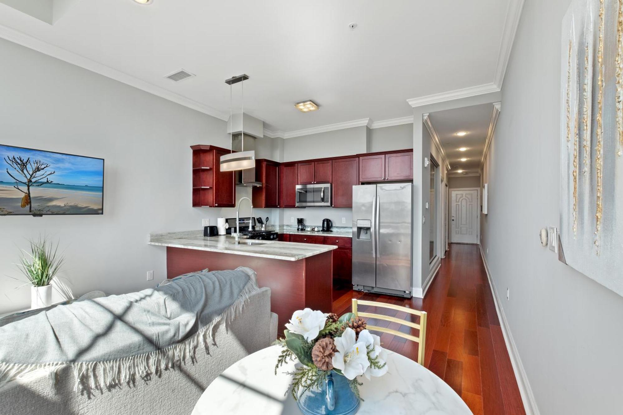 Apartment Prestigious 1br W Rooftop Pool